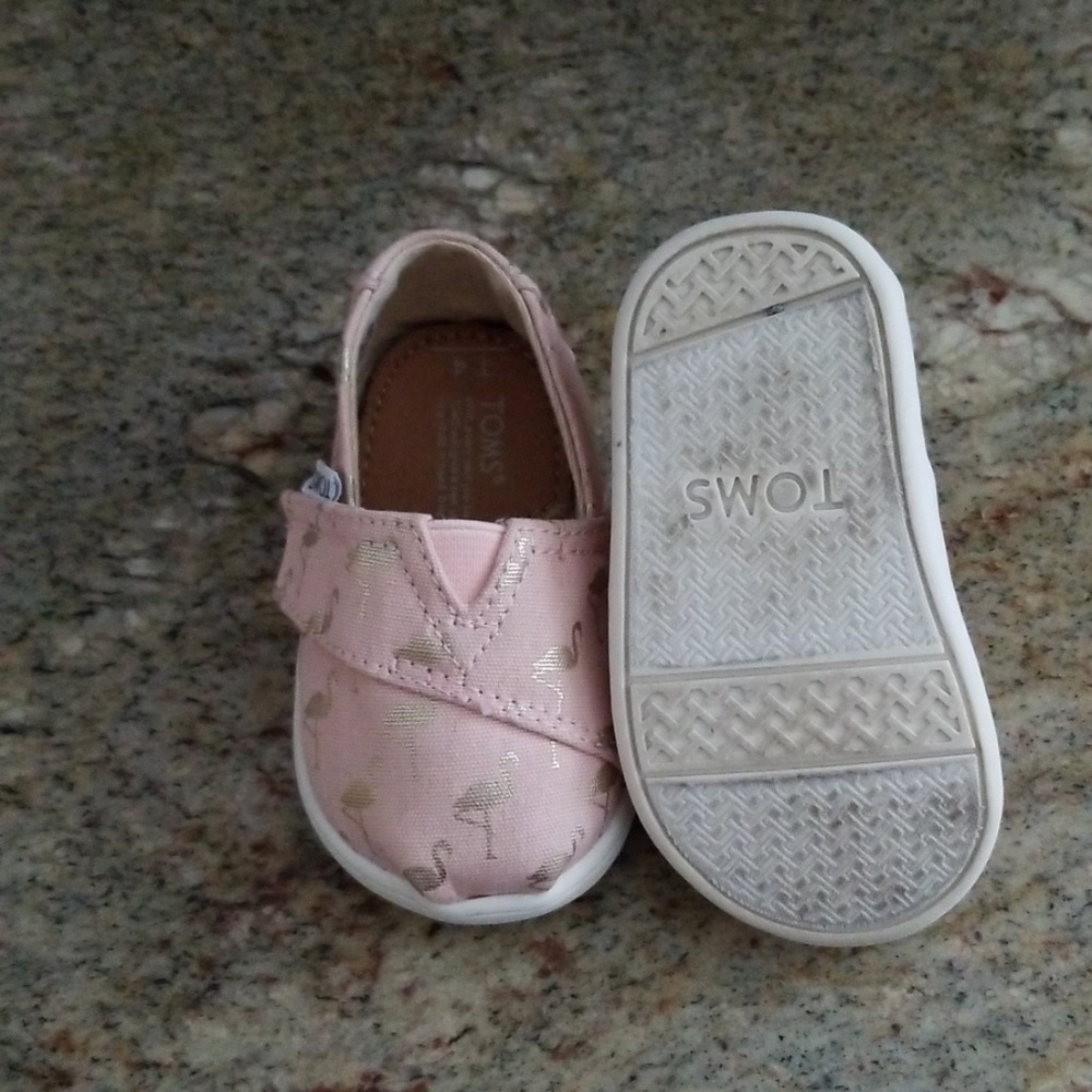 Toms Flamingo Slip On, Size 4